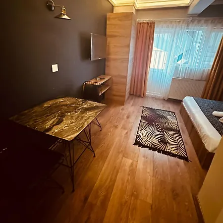 Otto Boutique Apartment