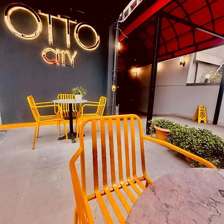 Otto Boutique *